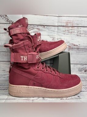 Nike SF Air Force 1 High Vintage Wine Women’s Size 8 AJ1700-600